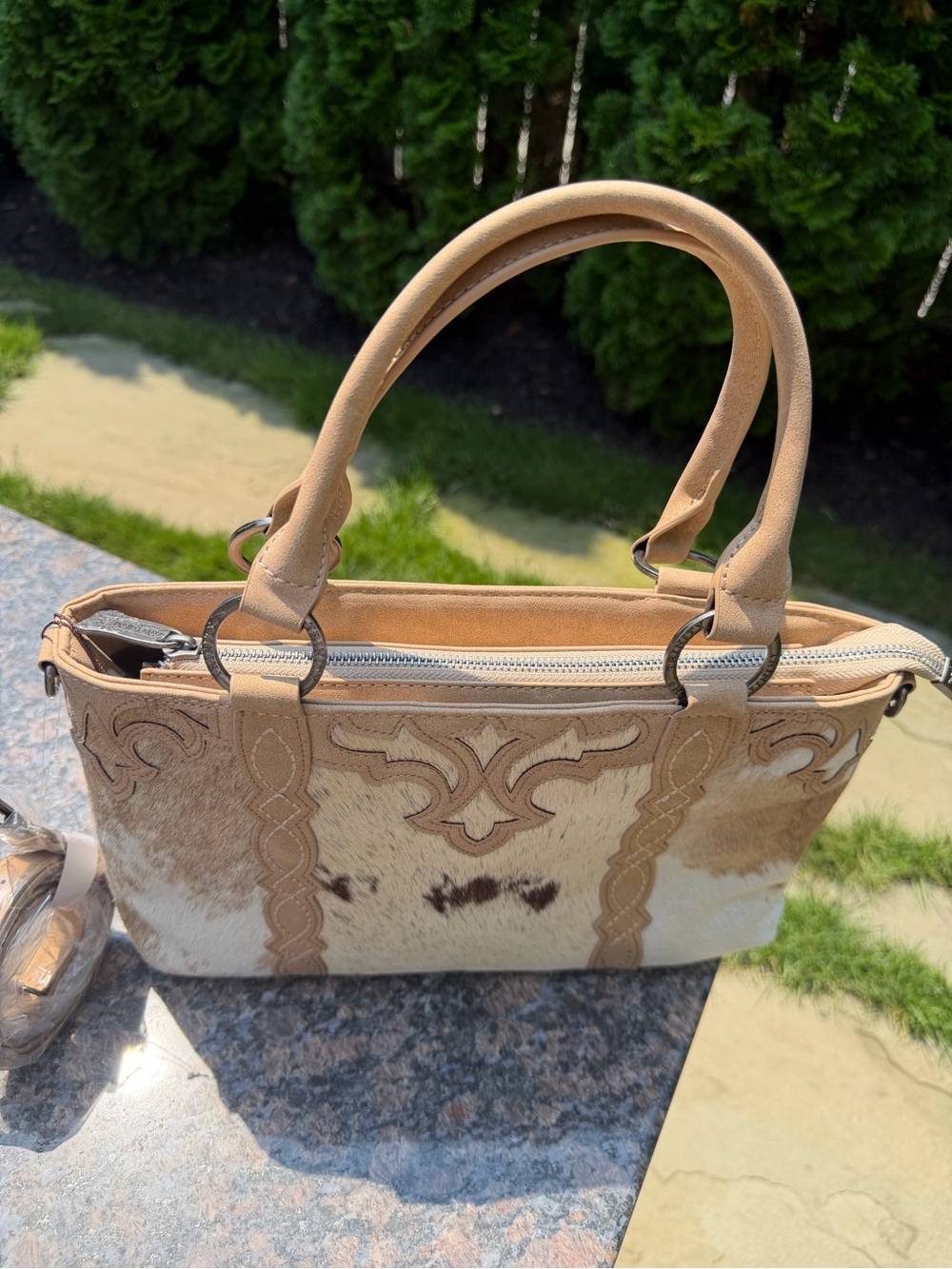 Trinity Ranch Genuine Hair-On Cowhide Collection Concealed Carry Tote - Tan - Picture 5 of 16